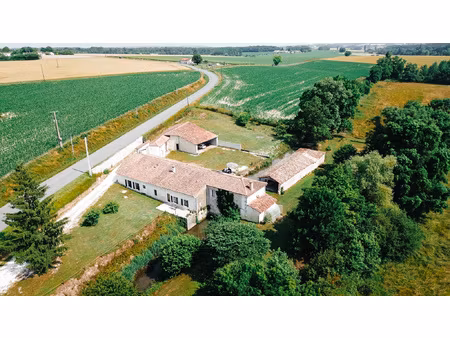 achat maison 6 pièces 234m² challignac 16300