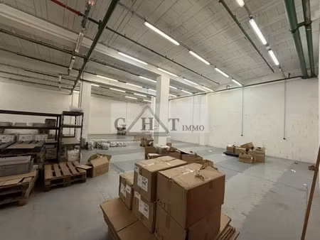 local d'activités de 744m2 a vendre bagnolet