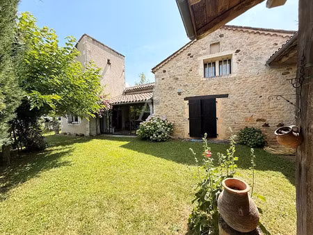 vente maison 4 pièces 138 m² à bélaye (46140)  243 000 €