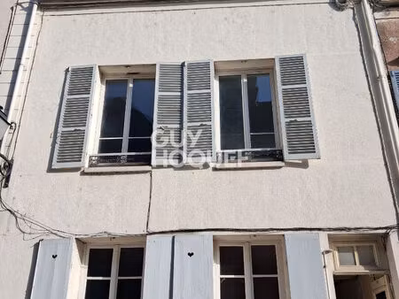 immeuble à vendre à provins - référence 2905 - immeuble à usage locatif centre ville