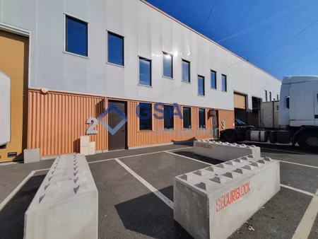 location local d'activités le coudray montceaux 91830