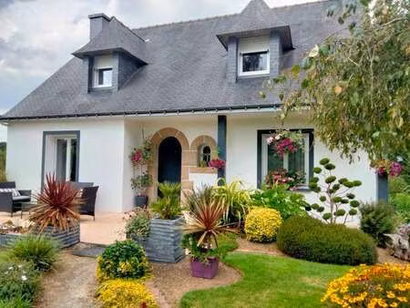 vente maison à plouray (56770) : à vendre / 117m² plouray