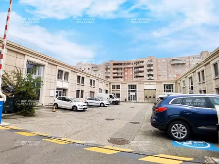 location bureau villeurbanne 69100