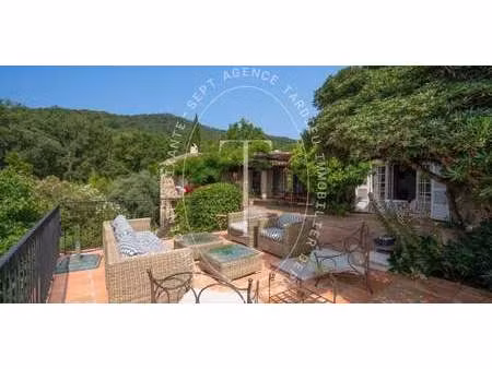 villa avec piscine et terrasse grimaud (83)