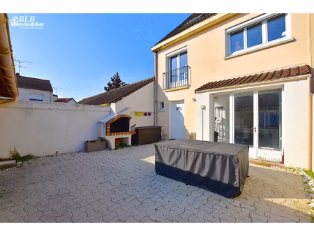 vente maison 5 pièces 118 m² maurepas (78310)