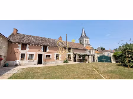maison de village 4 chambres avec petites dependances et ja