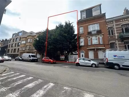 terrain constructible - quartier calme - 2 parcelles cadastr