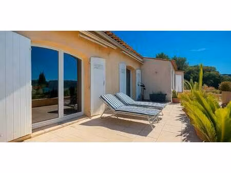 appartement avec terrasse et piscine ramatuelle (83)