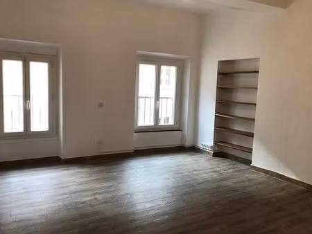 location appartement 3 pièces 69.58 m² à les arcs (83460)  700 €