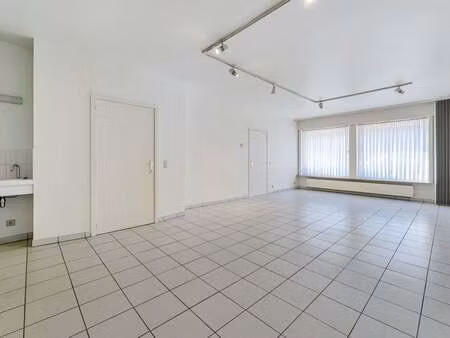bien professionnel à louer à wevelgem € 695 (la0l6) - habitat wevelgem | zimmo