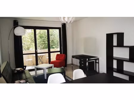 location meublée appartement 3 pièces 66 m² à merignac (33700)  1 290 €