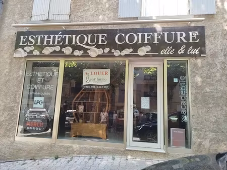 location locaux professionnels 128 m² à manosque (04100)  1 050 €