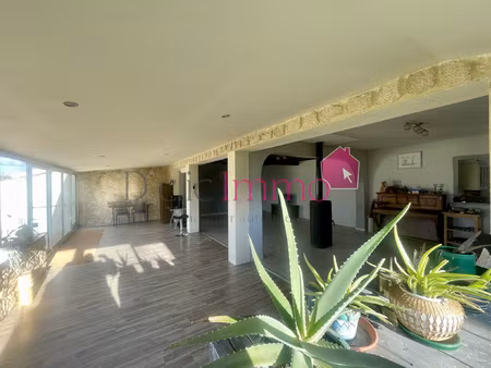 maison de plain pied à vendre située à apremont !