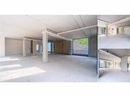 surface commerciale à louer à duisburgsesteenweg 4 tervuren (rbt73624)