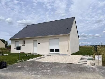 vente maison à notre-dame-d'allençon (49380) : à vendre / 70m² notre-dame-d'allençon
