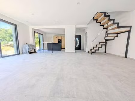 vente maison à chaumes-en-retz (44320) : à vendre / 142m² chaumes-en-retz