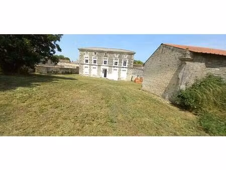 belle demeure à finir de restaurer à votre goûts