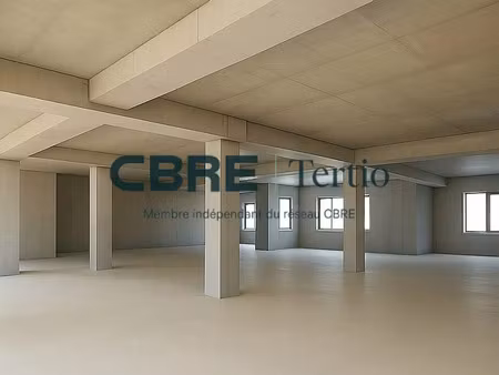 vente commerce la riche 181 m²