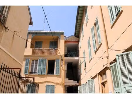 petit immeuble de rapport de 2 studios meublés