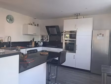 vente maison 6 pièces 127 m² à masseret (19510)  180 000 €