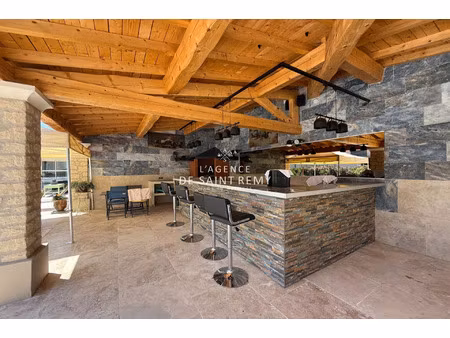vente maison 8 pièces 140 m² eyragues (13630)
