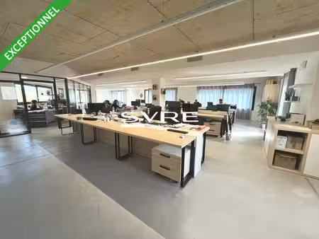 achat local professionnel 1 047m² roquefort 13830