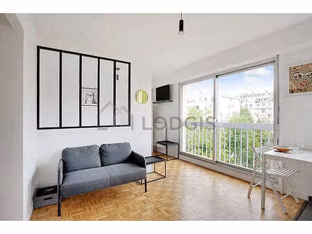 studio meublé avec ascenseur