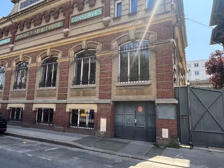 location local professionnel 240m² fecamp 76400