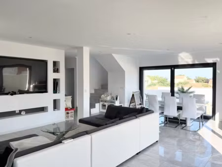 vente maison 5 pièces 135 m² à valros (34290)  384 000 €