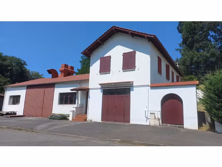 atelier avec appartement f3 attenant