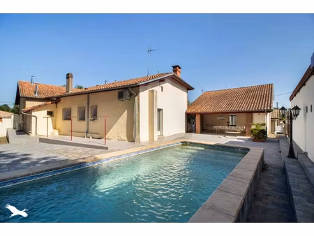 vente maison 5 pièces 130 m² à poyartin (40380)  303 000 €