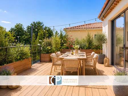 maison de ville avec terrasse et fort potentiel en centre de