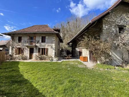 vente maison 4 pièces 110 m² aiguebelette-le-lac (73610)