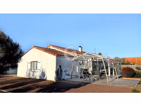 maison - 5 pieces - 122 m² - a vendre - longeville sur mer