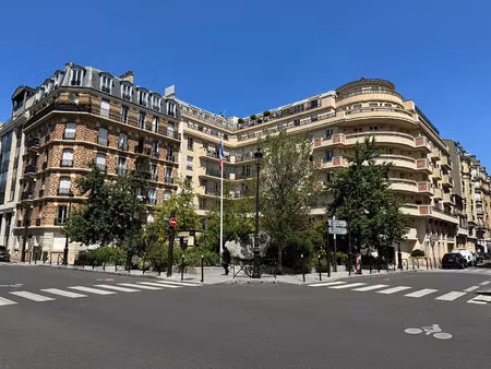 local commercial levallois perret 1 pièce(s) 154.18 m2