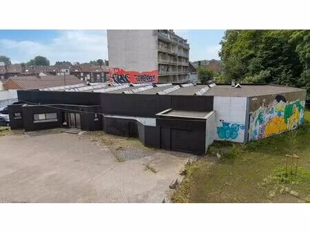 ensemble immobilier de 1100m² à proximité du centre-ville