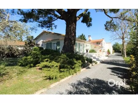maison l'éguille m² t-5 à vendre  378 000 €
