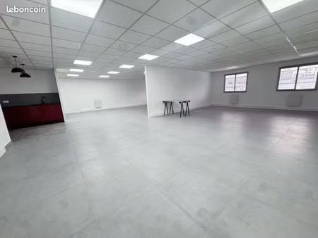 bureaux à louer 140m2