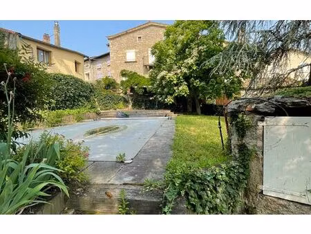 location maison  m² t-5 à soucieu-en-jarrest  2 100 €