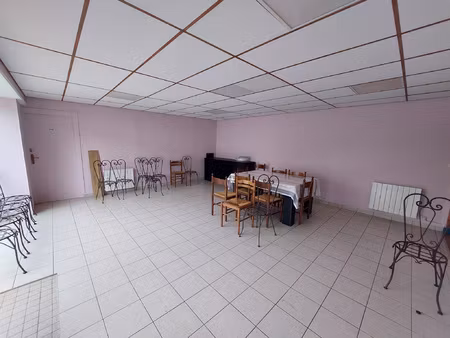 au coeur de clermont-créans  local commercial ou transformat