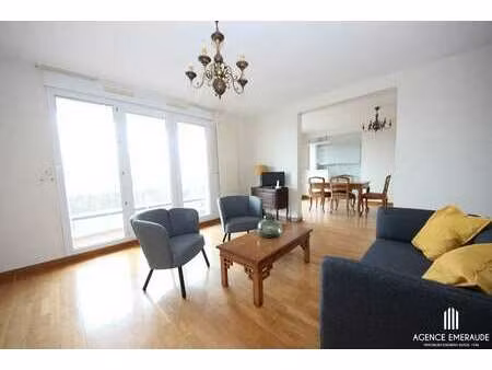 location appartement 3 pièces meublé à dinard (35800) : à louer 3 pièces meublé / 76m² din