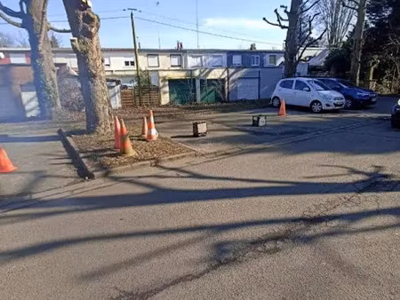 location parking à lambersart (59130)  50 €