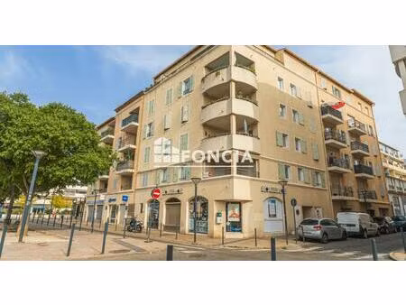 porte marine - t2 - petit budget - tout à pieds