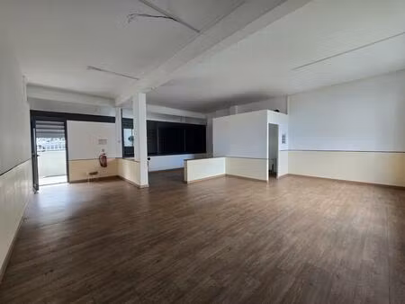 local commercial -centre- etang sale les hauts