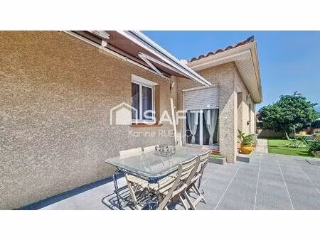 maison t5 plain-pied 4 faces stationnement camping-car à brouilla