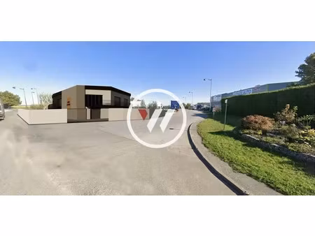 terrain + local d'activite a vendre