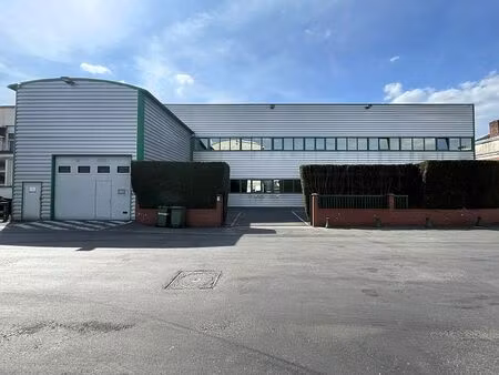 vente/location local d'activités sin le noble 800 m²
