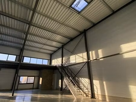 vente local d'activités tullins 408 m²