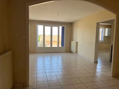 vente maison 4 pièces 94 m² à domérat (03410)  114 030 €