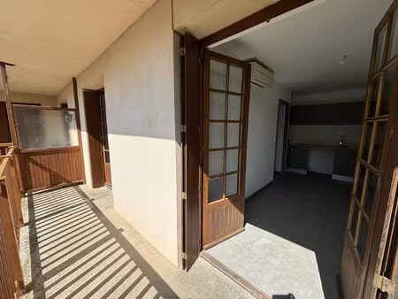 location appartement 2 pièces 25 m² à espalion (12500)